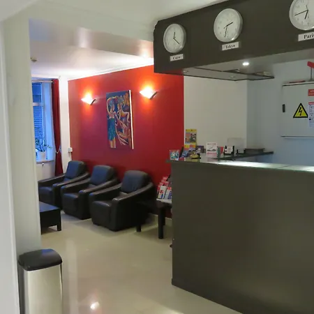Mary's Republique Hotel 2*