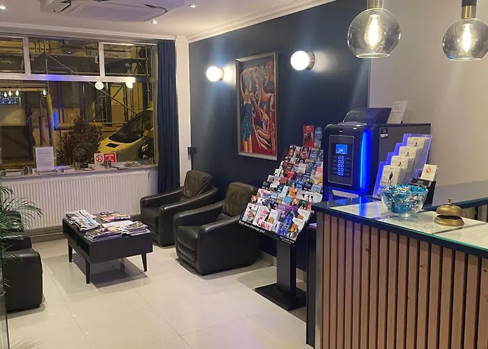 Hotel Mary's République