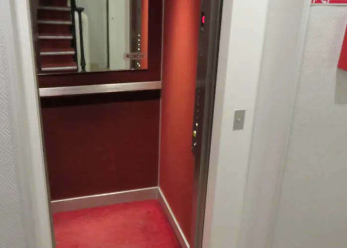 Hotel Mary's République París