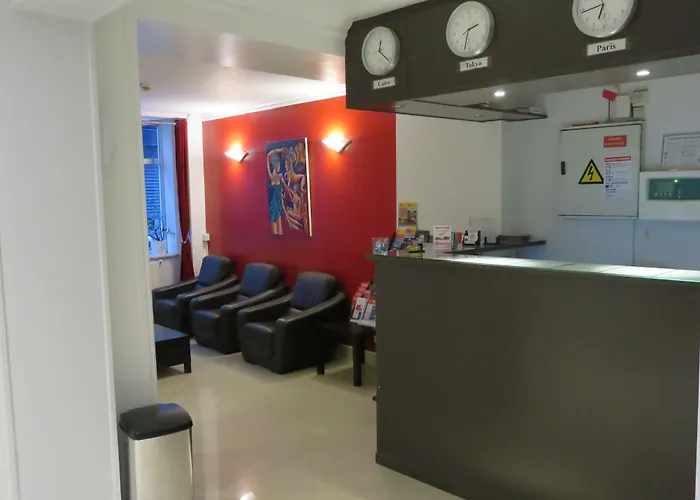 Mary's République Hotel 2*