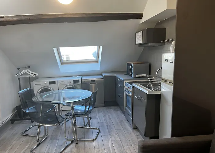 Mary's République Hotel