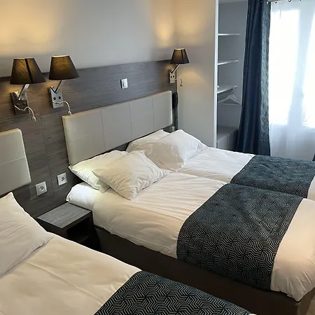 Mary's Republique Paříž